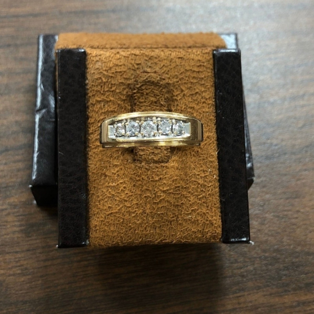 Yellow Gold Men's Wedding Band